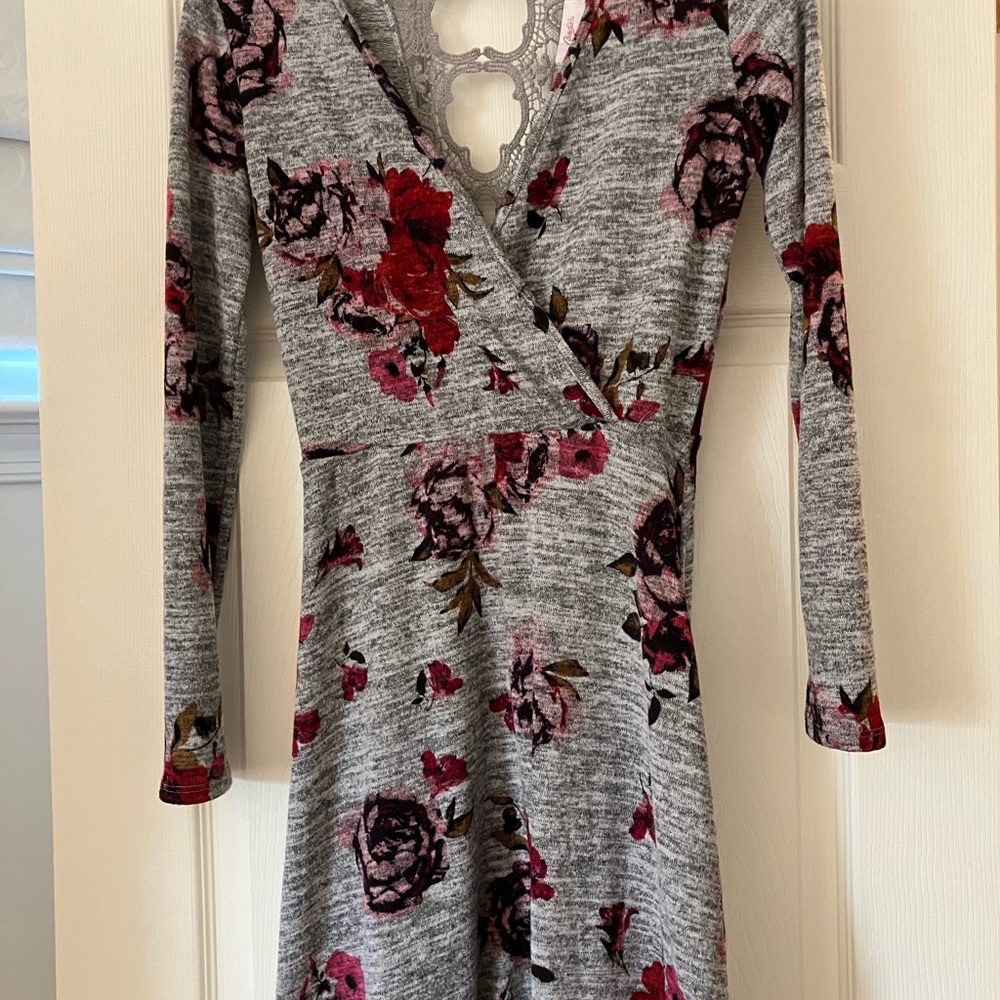 Floral Long Sleeve Dress - Gray and Red